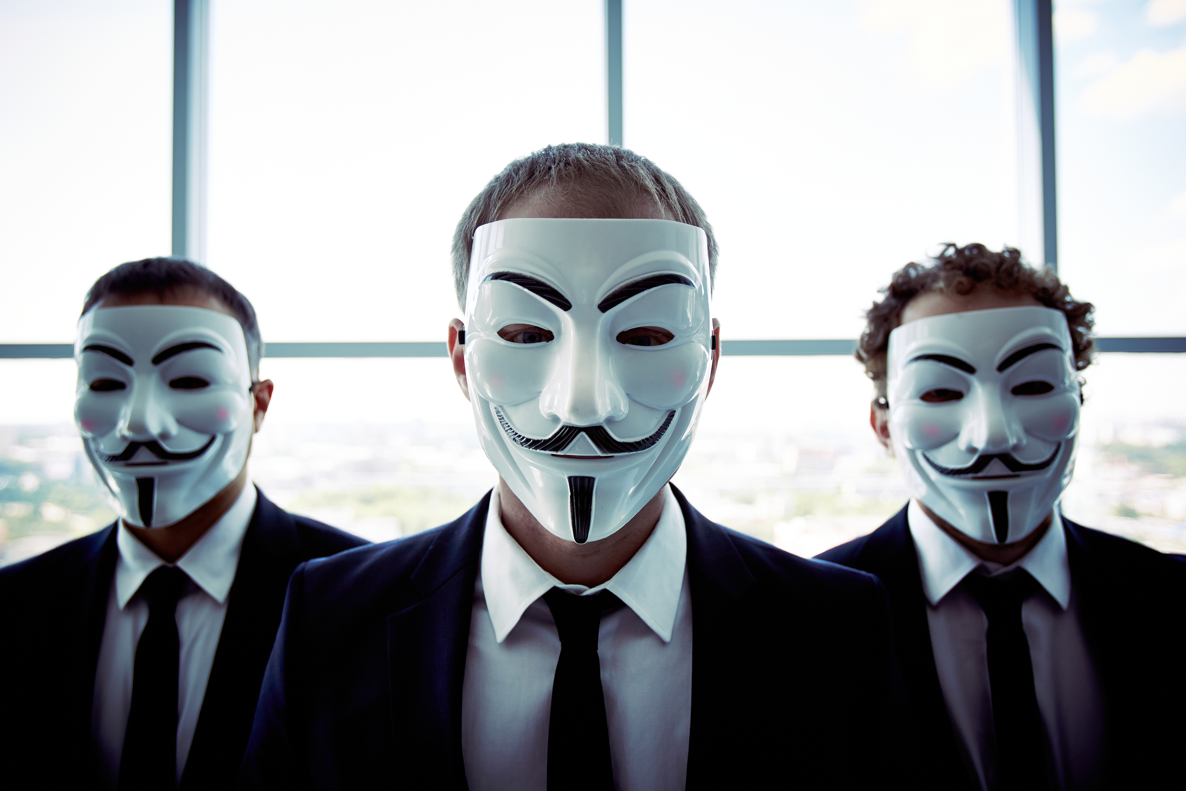 Os bastidores invisíveis do poder: quem realmente move as peças?